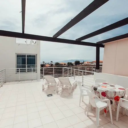Duplex With Ocean View Apartment *